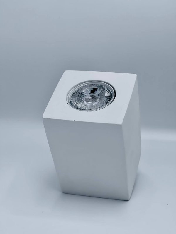 قاب هالوژن گچی مکعبی CU2201 | چراغ گچی توکار با طراحی هندسی مدرن - Image 2